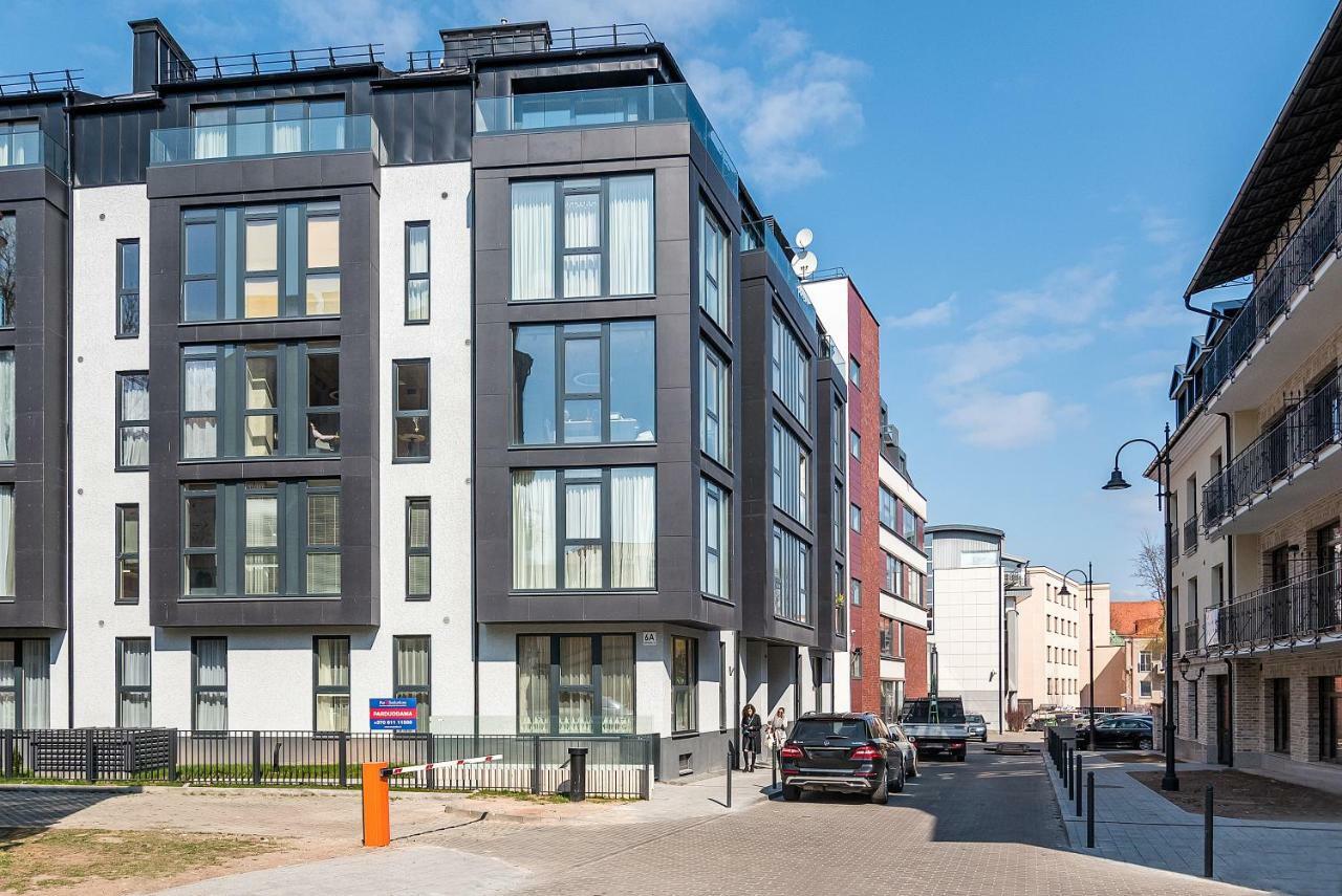 Happy Inn Gold Studio, Self Check-In, Parking In The Underground Garage Vilnius Bagian luar foto