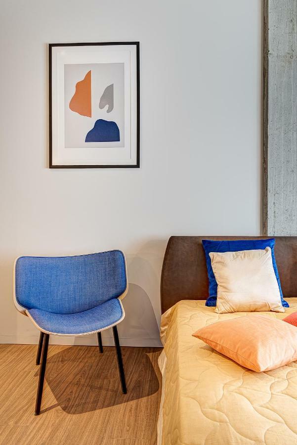 Happy Inn Gold Studio, Self Check-In, Parking In The Underground Garage Vilnius Bagian luar foto
