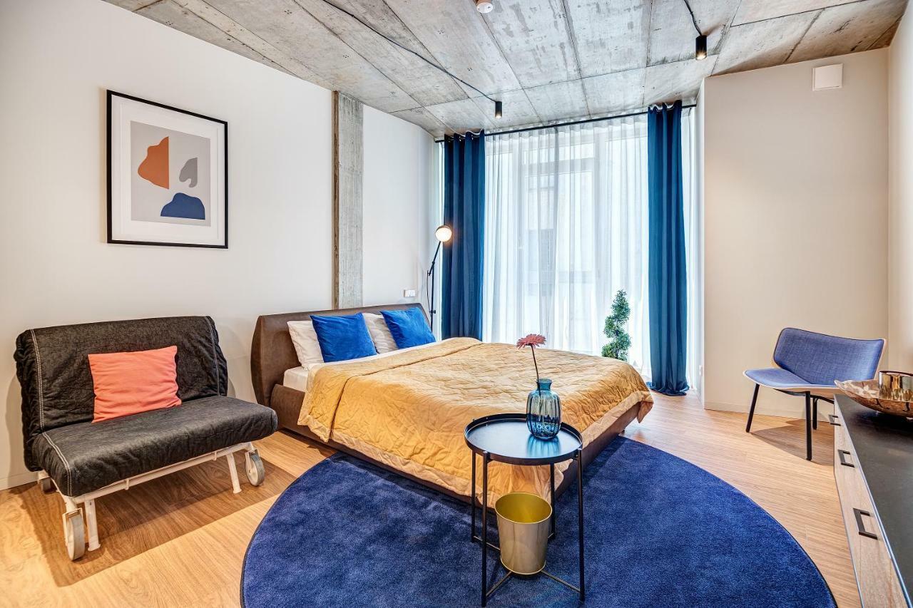 Happy Inn Gold Studio, Self Check-In, Parking In The Underground Garage Vilnius Bagian luar foto